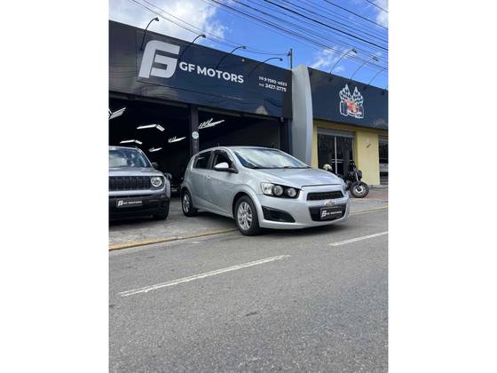 CHEVROLET SONIC 1.6 LT 16V FLEX 4P AUTOMÁTICO CHEVROLET SONIC 1.6 LT 16V FLEX 4P AUTOMÁTICO